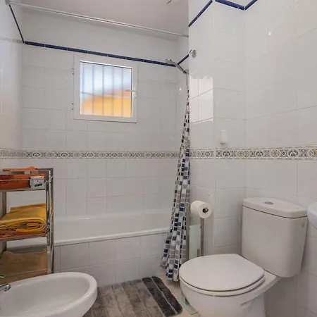 Appartamento Two Bedroom Apartament In La Florida
